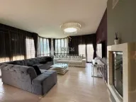 Izdavanje, trosoban stan, 140m², Preko Morače, Podgorica - image 12