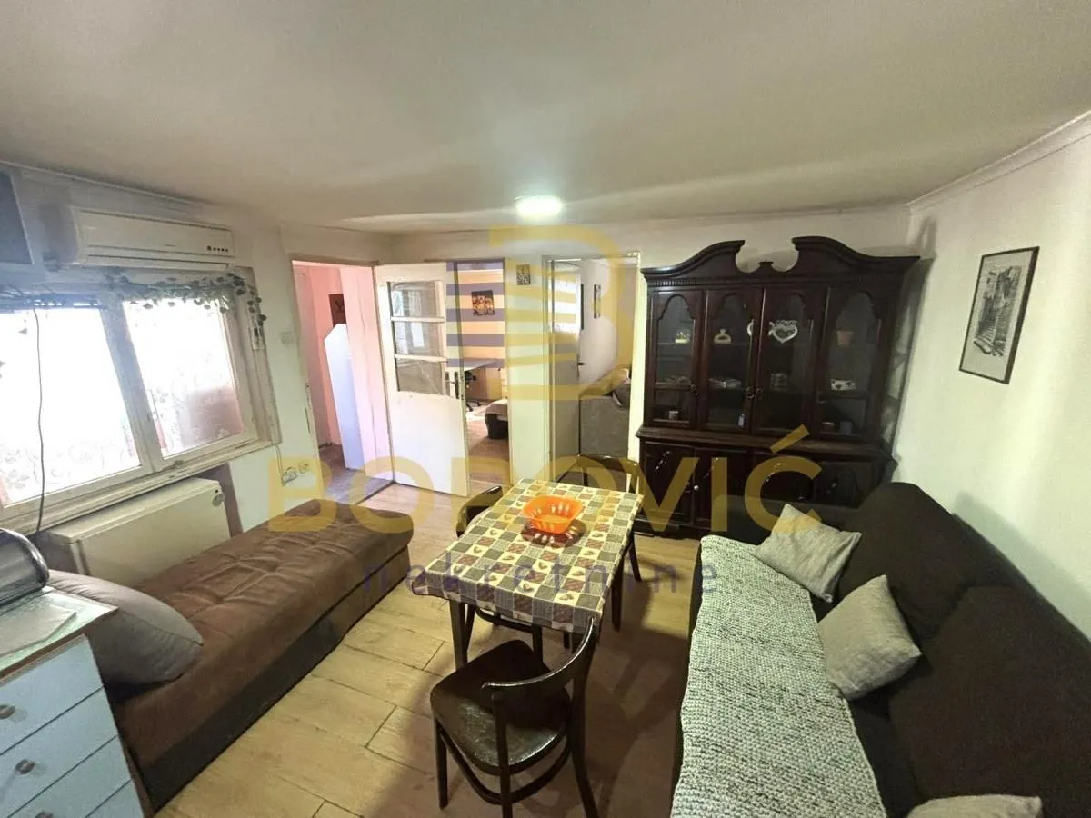 Rent, three bedroom apartment, 54m², Karaburma, Palilula Sve Podlokacije