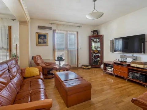 Prodaja, kuća, 564m², Herceg Novi, Crna Gora - image 6