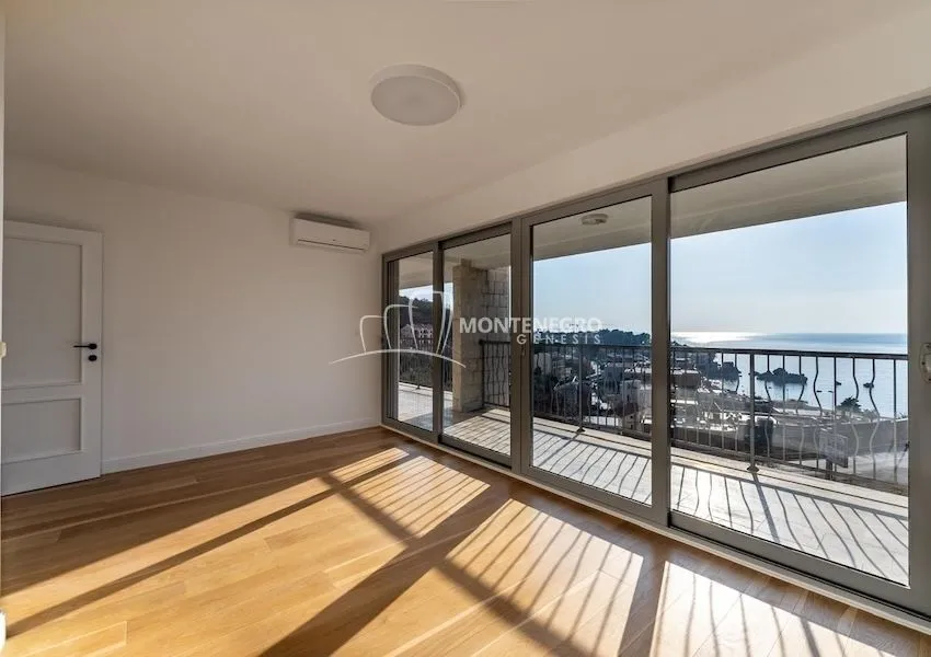 Sale, three bedroom apartment, 160m², Pržno, Budva