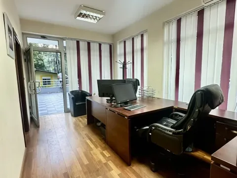 Rent, office space, 65m², Pobrežje, Podgorica - image 3