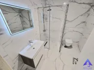 Prodaja, dvosoban stan, 59m², Dobrota, Kotor - image 13