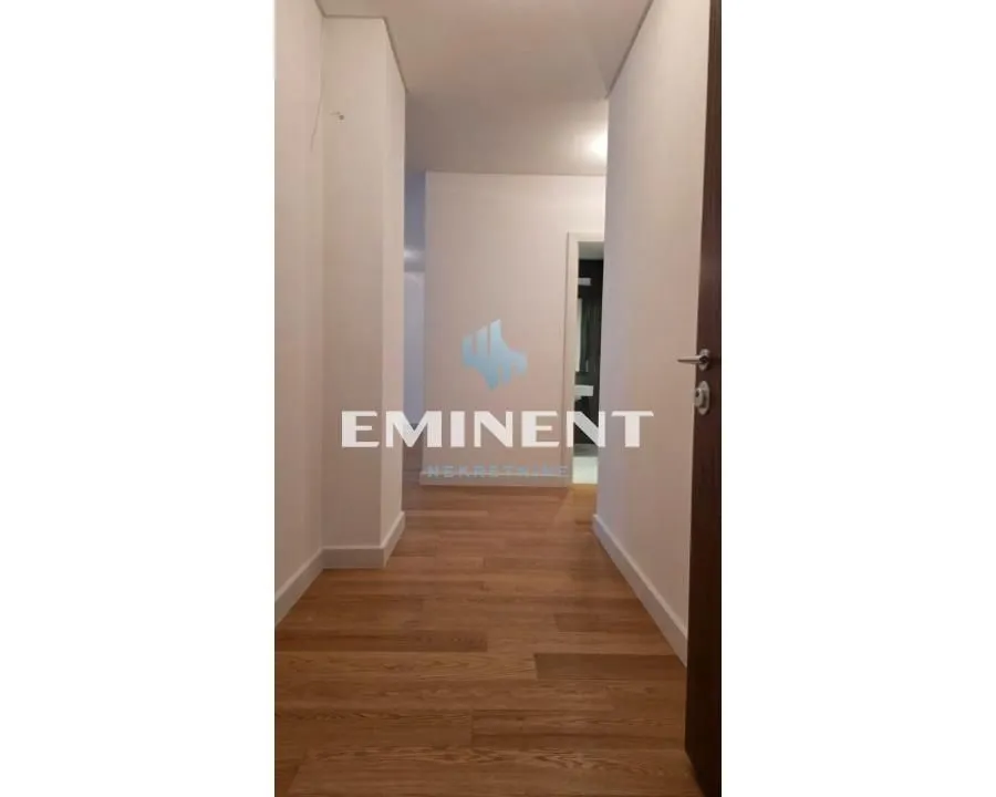 Prodaja, trosoban stan, 94m², Crveni Krst, Beograd