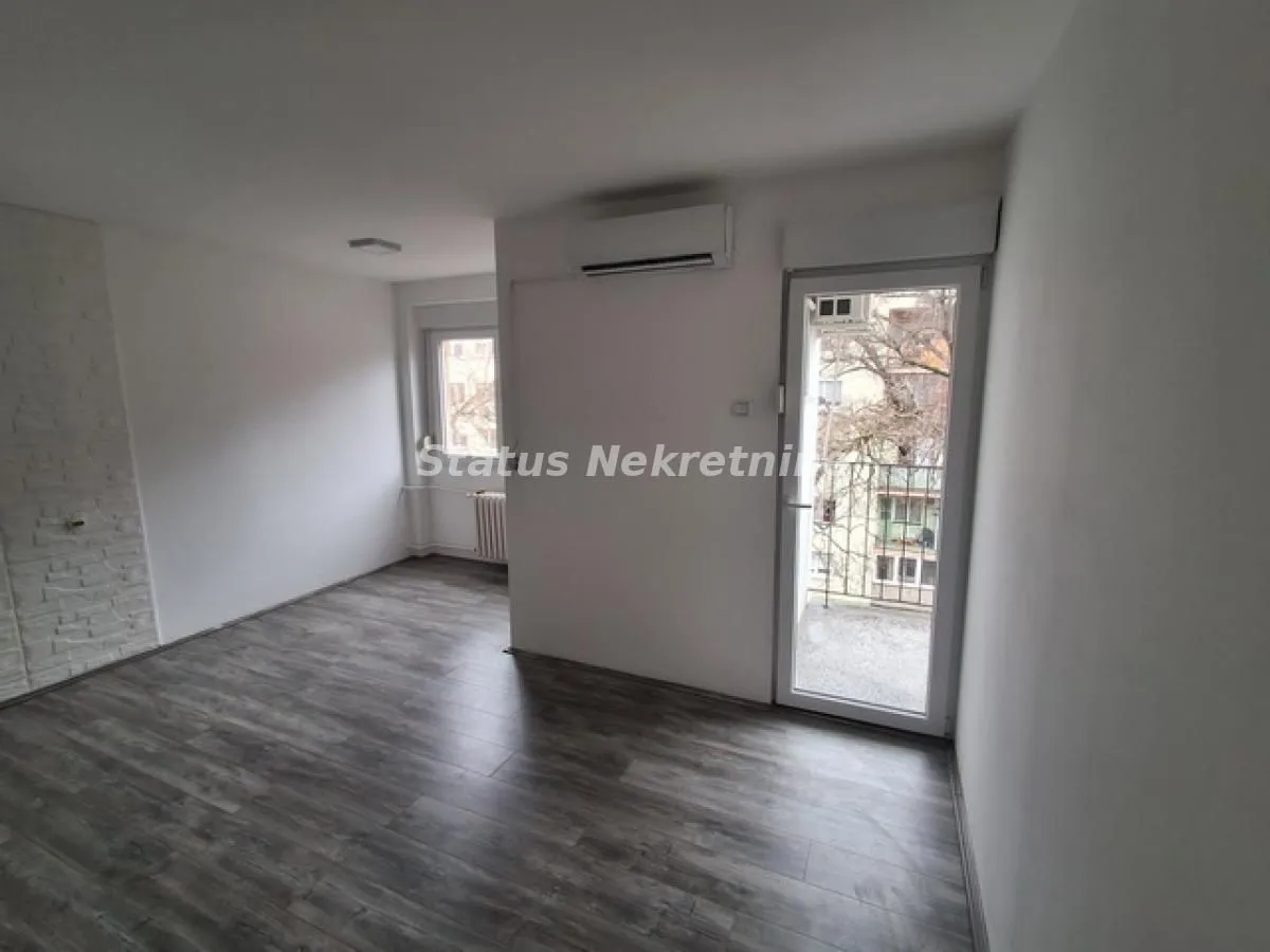 Izdavanje, dvosoban stan, 54m², Železnička Stanica, Novi Sad Sve Podlokacije