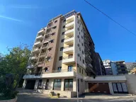 Izdavanje, dvosoban stan, 61m², Budva, Crna Gora - image 3