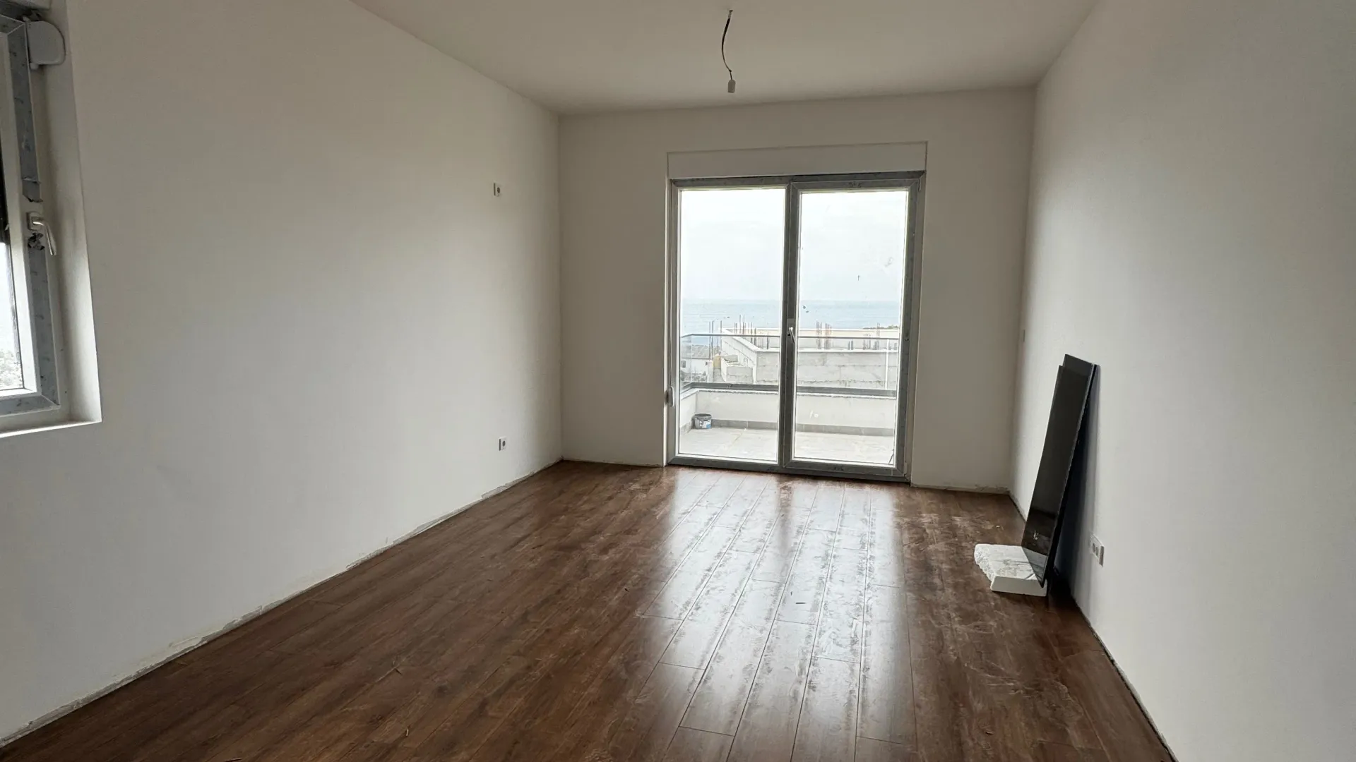Prodaja, dvosoban stan, 74m², Meterizi, Ulcinj