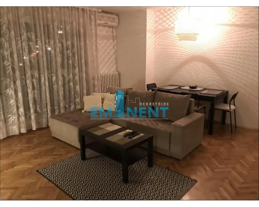 Rent, four bedroom apartment, 76m², Profesorska Kolonija, Palilula Sve Podlokacije