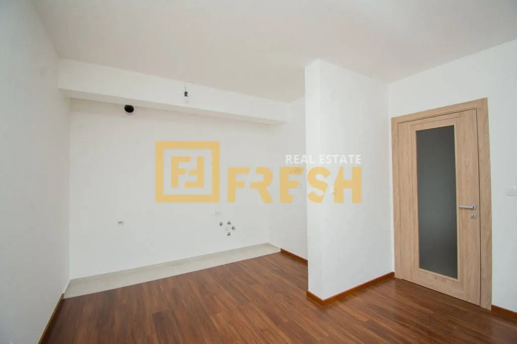 Rent, three bedroom apartment, 95m², Master Kvart, Podgorica