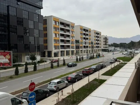 Izdavanje, jednosoban stan, 49m², Central Point, Podgorica - image 7