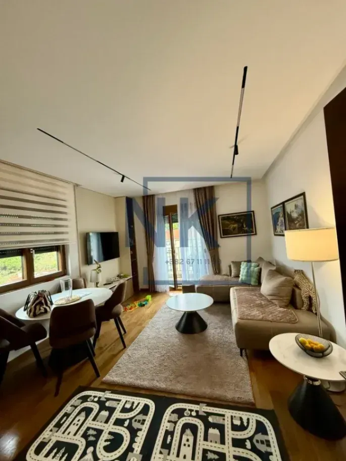 Izdavanje, jednosoban stan, 49m², Vezirov Most, Podgorica