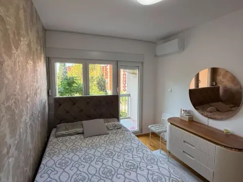Rent, three bedroom apartment, 95m², Tuški Put, Podgorica - image 9