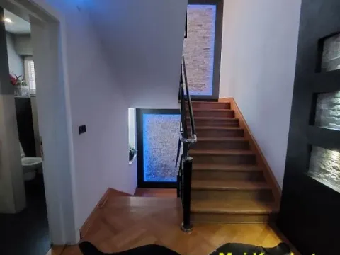 Sale, apartment, 400m², Čukarica, Beograd - image 8