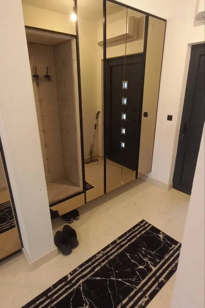 Izdavanje, kuća, 180m², Gornja Gorica, Podgorica