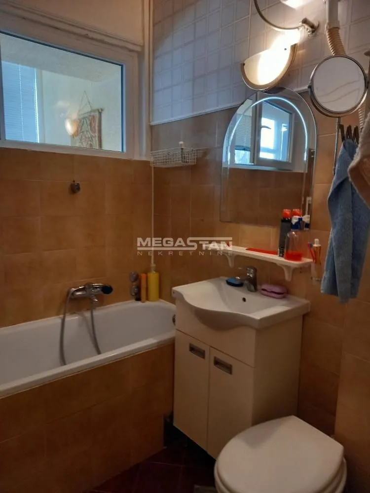Sale, three bedroom apartment, 78m², Banjica, Voždovac Sve Podlokacije