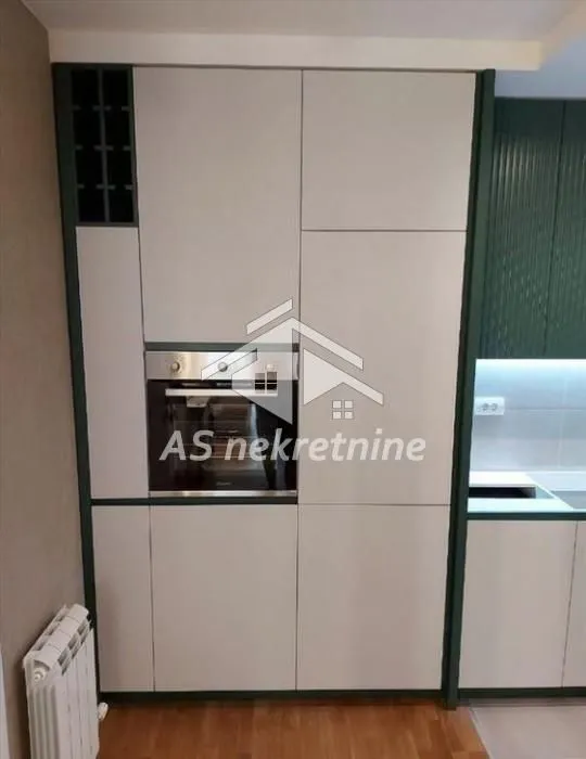 Rent, three bedroom apartment, 77m², Crveni Krst, Beograd