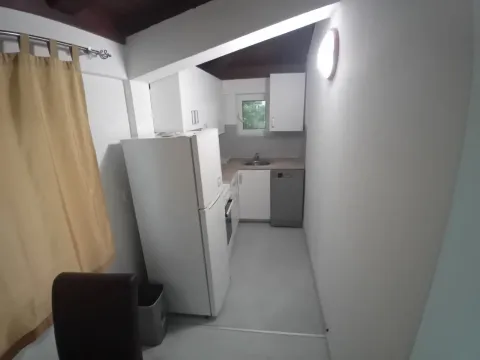 Izdavanje, dvosoban stan, 56m², Centar, Herceg Novi - image 13