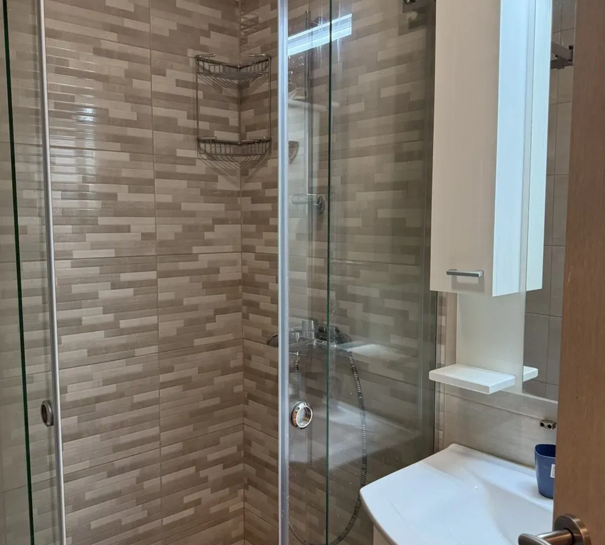 Rent, one bedroom apartment, 42m², Preko Morače, Podgorica