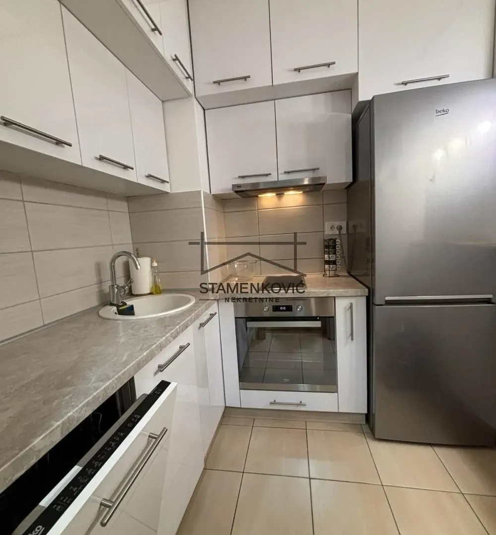 Izdavanje, dvosoban stan, 39m², Jugovićevo, Novi Sad Sve Podlokacije