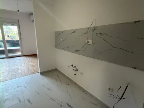 Sale, studio apartment, 25m², Lazi, Budva - image 9