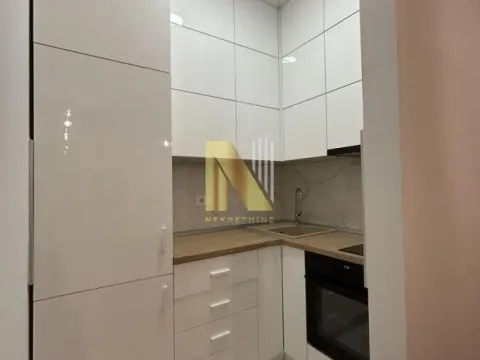 Izdavanje, dvosoban stan, 42m², Bulevar Evrope, Novi Sad Sve Podlokacije - image 2