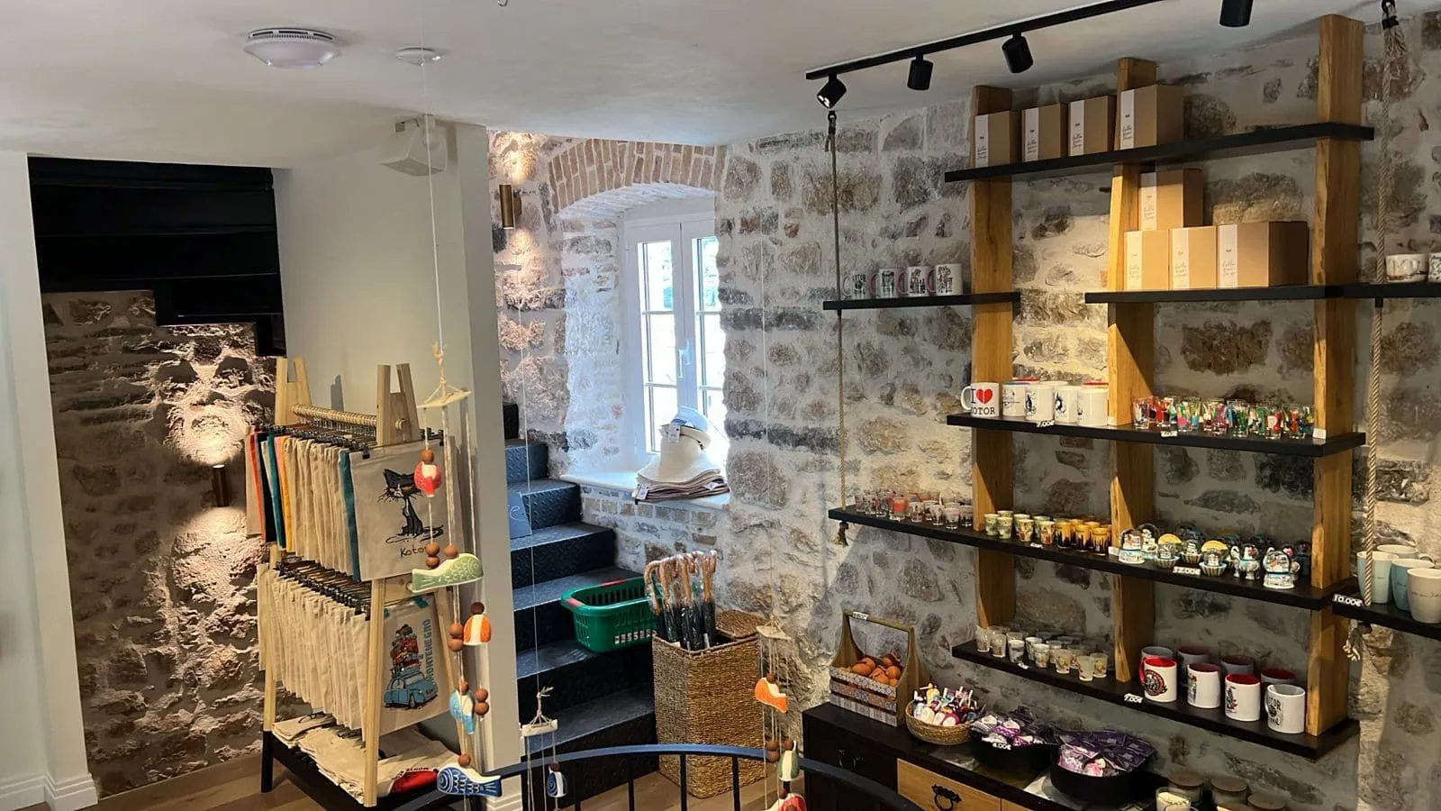 Prodaja, kuća, 100m², Kotor, Crna Gora