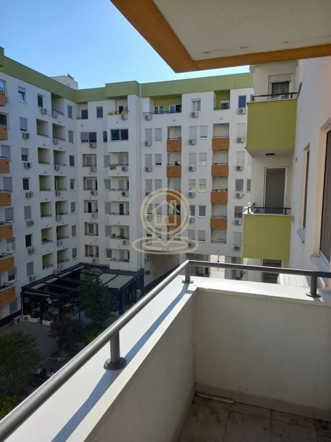 Prodaja, trosoban stan, 60m², Rotkvarija, Novi Sad Sve Podlokacije