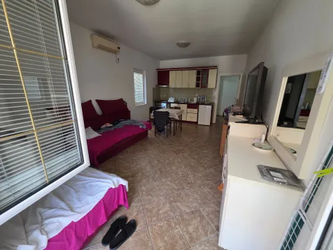 Sale, studio apartment, 41m², Sutomore, Bar - image 3