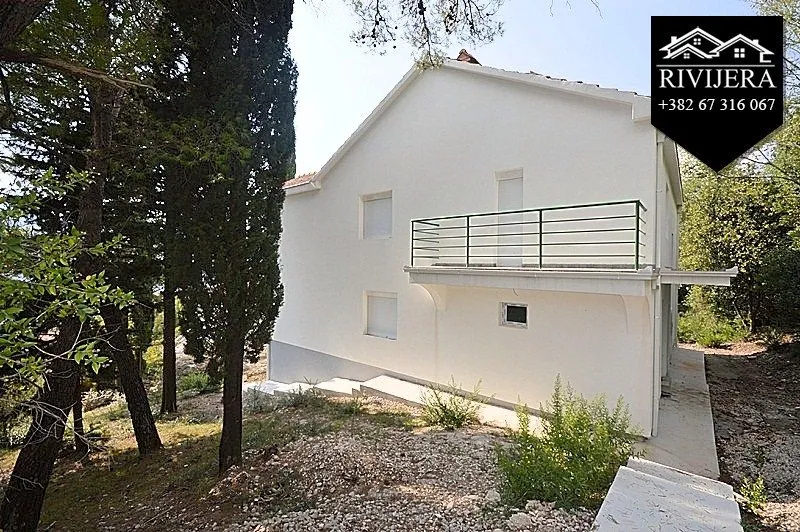 Prodaja, kuća, 450m², Mojdež, Herceg Novi
