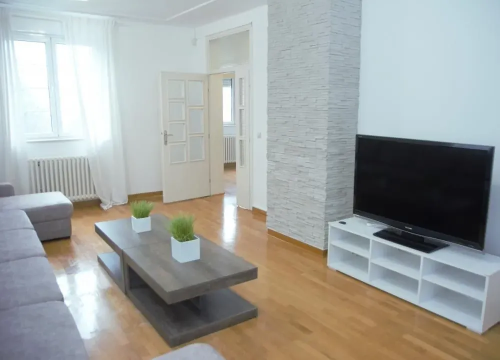 Rent, apartment, 117m², Senjak, Beograd
