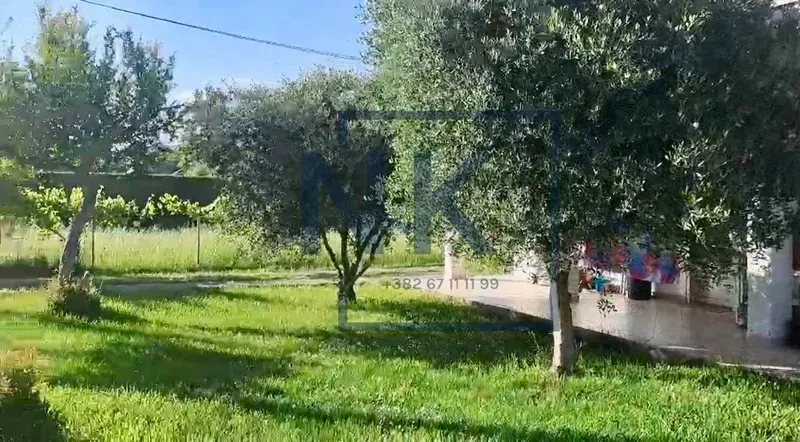 Prodaja, kuća, 250m², Murtovina, Podgorica