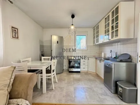 Rent, house, 70m², Velje Brdo, Podgorica - image 6