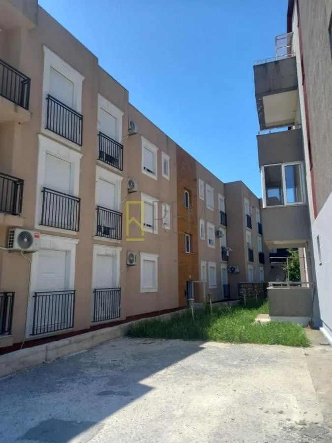 Prodaja, garsonjera, 25m², Cetinje, Crna Gora