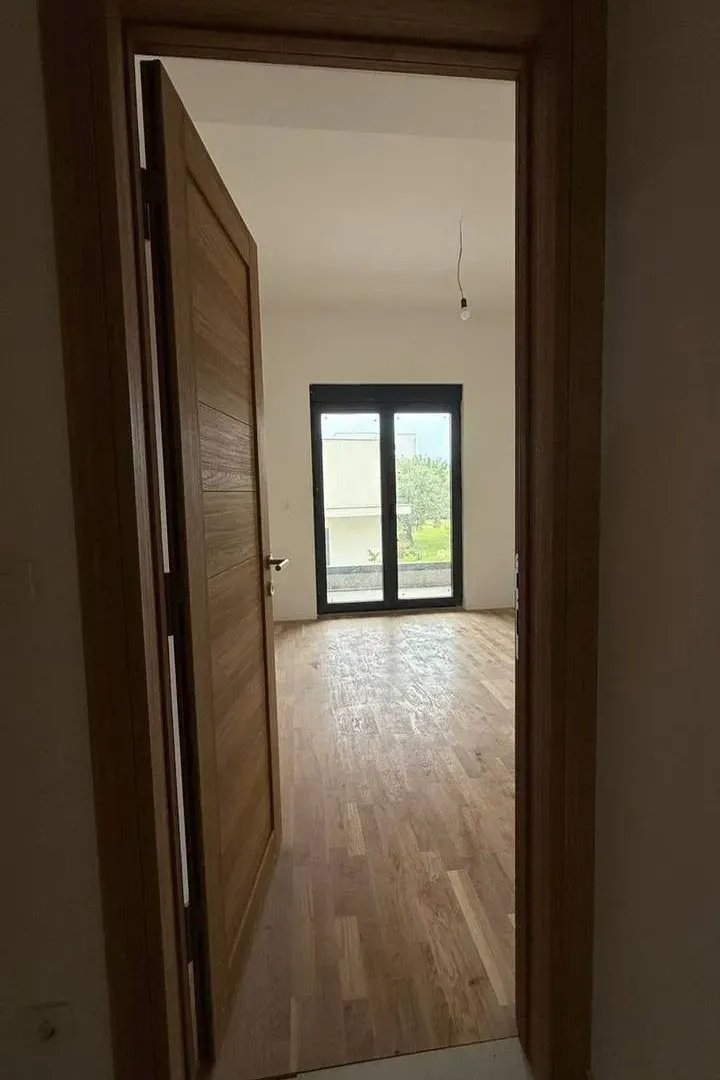 Sale, one bedroom apartment, 51m², Stari Bar, Bar