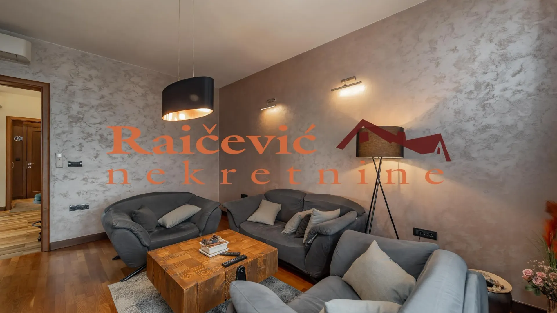 Sale, studio apartment, 85m², Vračar, Šid