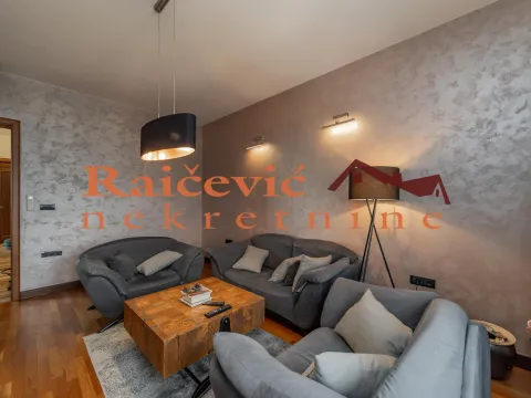 Sale, studio apartment, 85m², Vračar, Šid - image 4