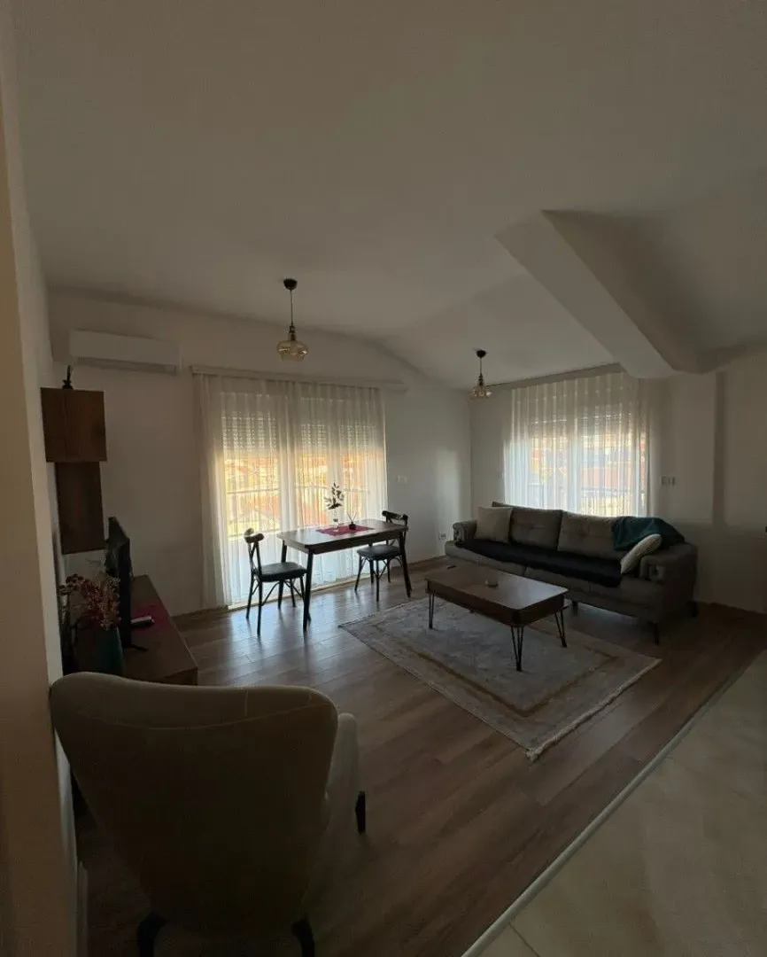 Rent, one bedroom apartment, 56m², Stari Aerodrom, Podgorica