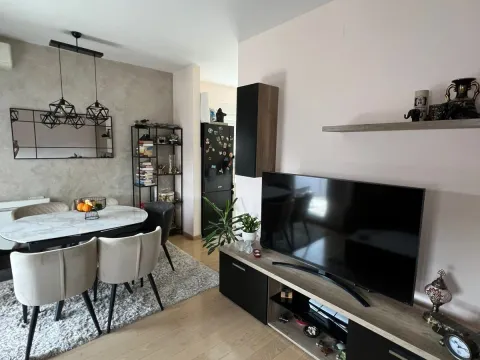 Prodaja, jednosoban stan, 53m², City Kvart, Podgorica - image 7