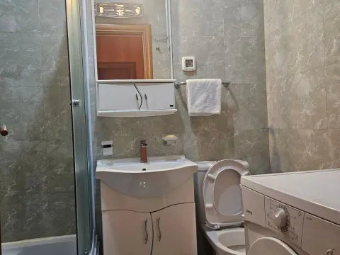 Izdavanje, jednosoban stan, 37m², Stari Aerodrom, Podgorica - image 5