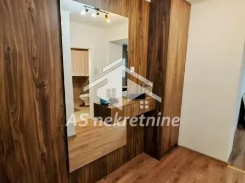 Izdavanje, dvosoban stan, 48m², Kalenić Pijaca, Vračar Sve Podlokacije - image 16