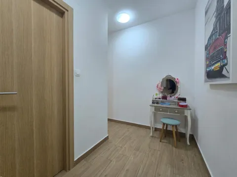 Sale, three bedroom apartment, 114m², Tuški Put, Podgorica - image 18