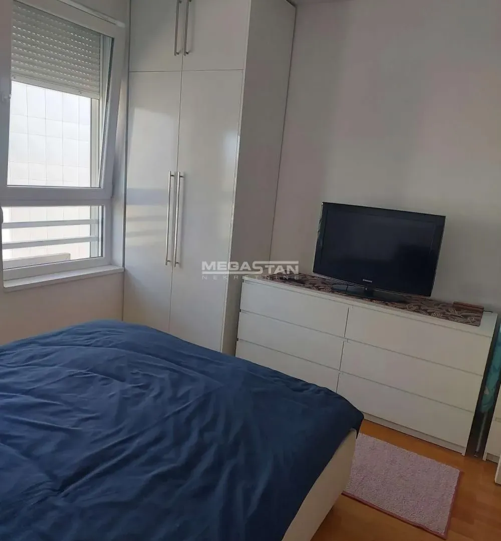 Rent, two bedroom apartment, 65m², Belvil, Beograd