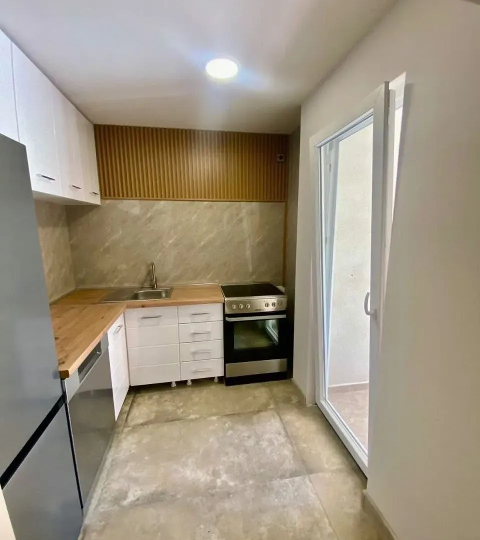 Rent, two bedroom apartment, 71m², Tivat, Crna Gora