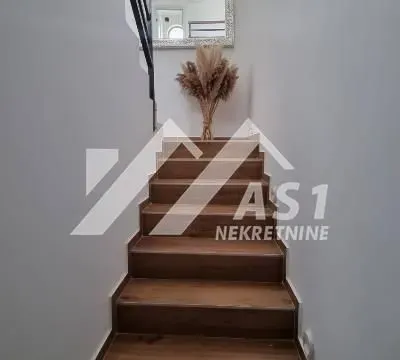 Rent, three bedroom apartment, 105m², Alibegovac, Petrovaradin - image 6