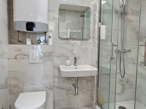 Rent, one bedroom apartment, 48m², New City, Podgorica - image 9