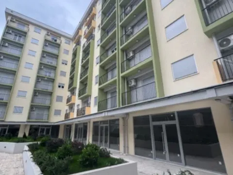 Sale, office space, 47m², Pobrežje, Podgorica - image 3