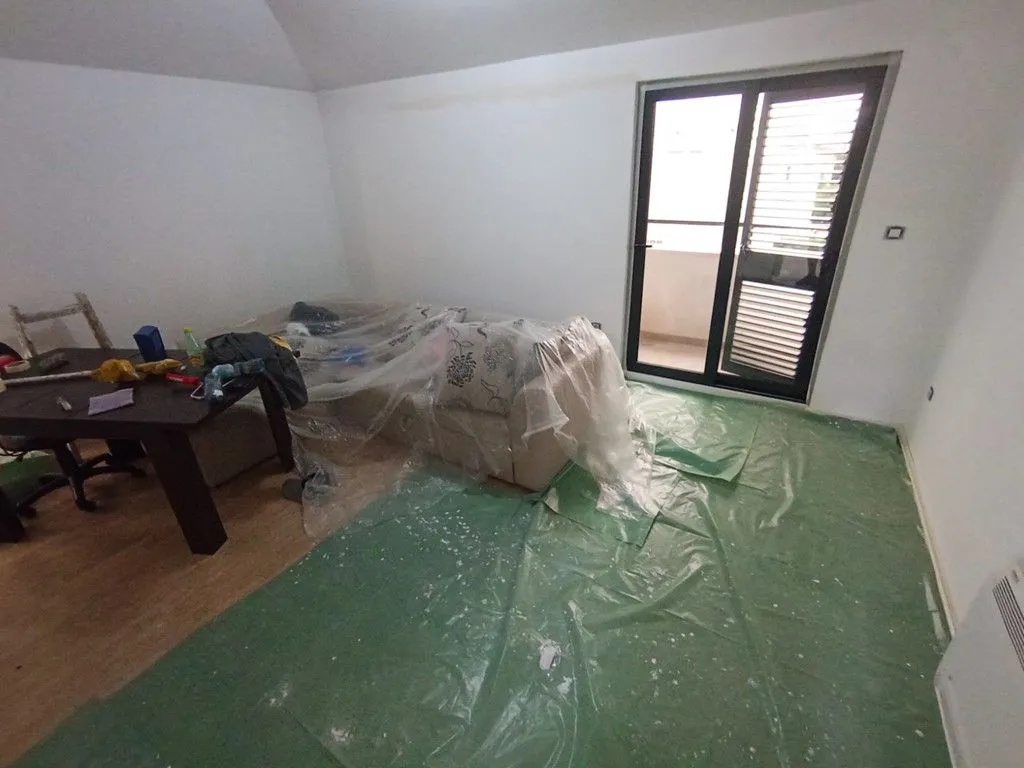Izdavanje, trosoban stan, 95m², Blok 6, Podgorica