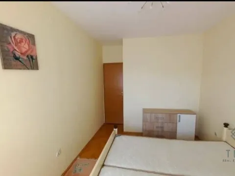 Rent, one bedroom apartment, 57m², Stari Aerodrom, Podgorica - image 6