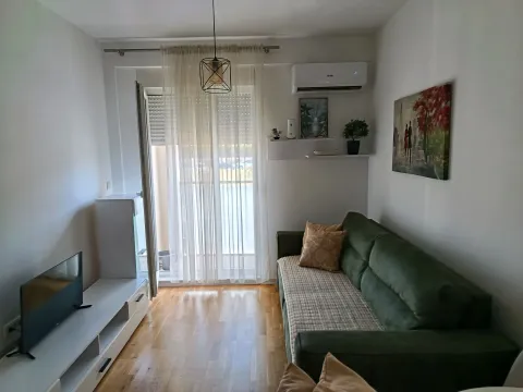 Rent, one bedroom apartment, 33m², Zabjelo, Podgorica - image 3