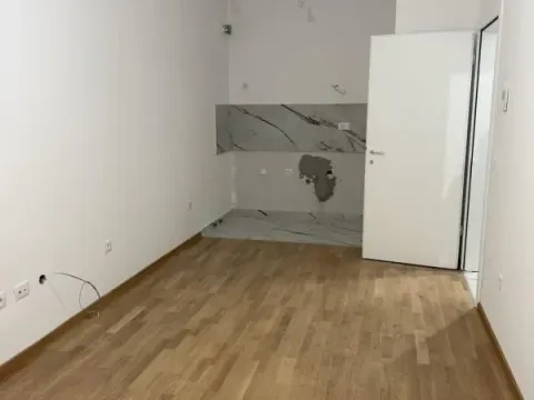 Sale, one bedroom apartment, 38m², Bečići, Budva - image 6