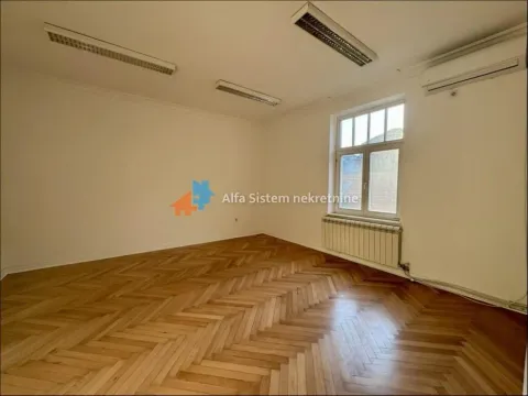 Izdavanje, stan, 147m², Stari Grad, Beograd - image 11
